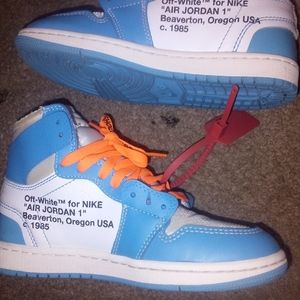 Jordan 1$ off white and baby blue